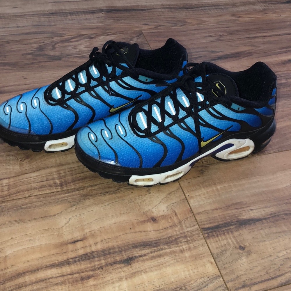 Air max plus hyper blue